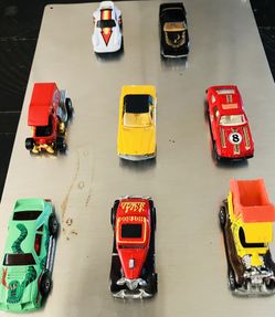 Vintage Matchbox & Hot Wheels Diecast Cars – Lot of 8 (1970s–1990s)