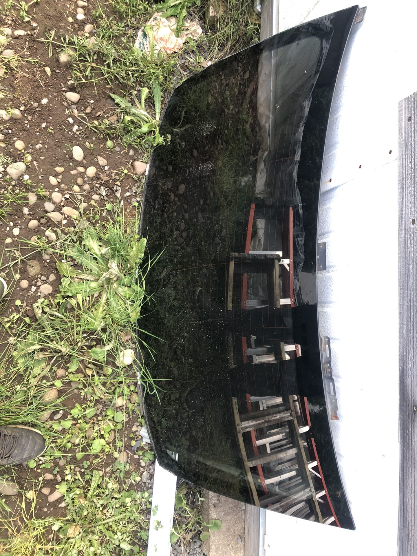 2010 Lexus LS460 Rear Glass