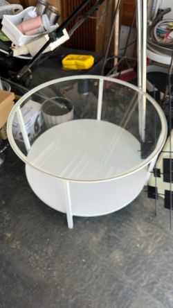 Mesa De Centro Redonda En Muy Buenas Condiciones