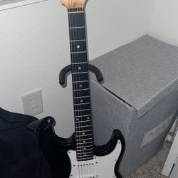 Black Beginner Donner Electric Guitar