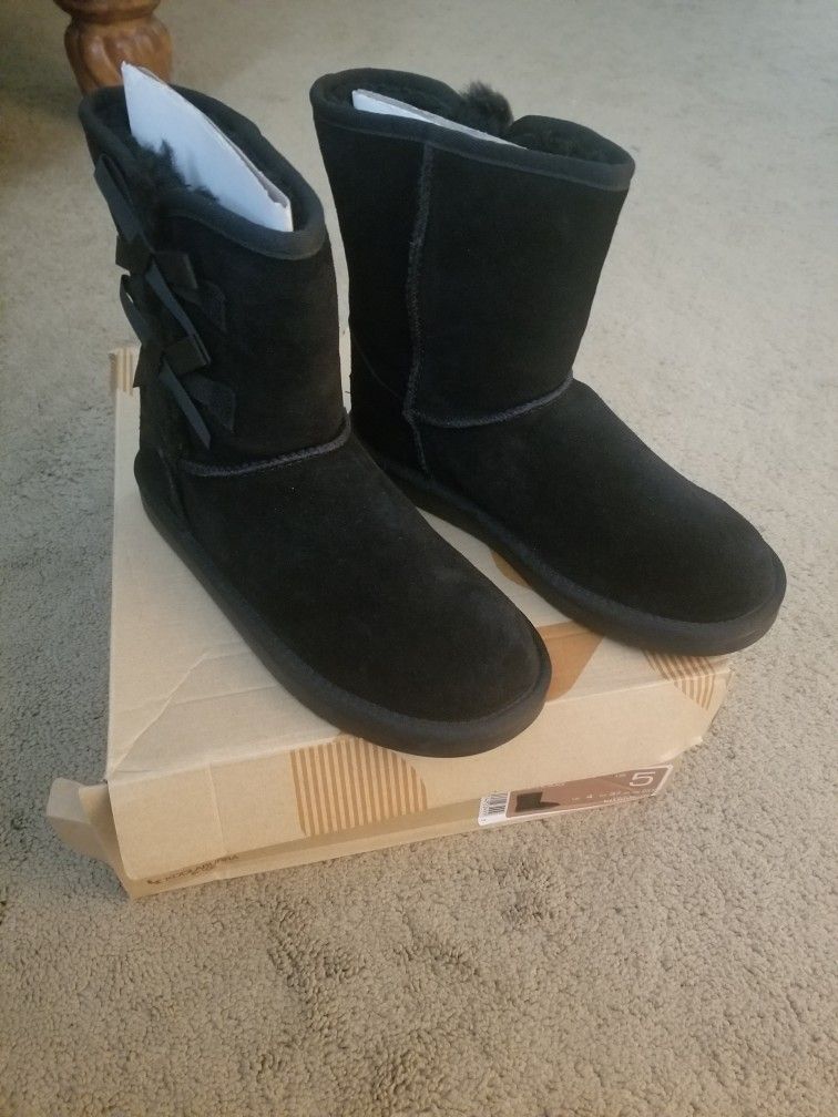 Barely Worn Girls KOOLABURRA BY UGG Boots