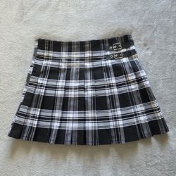 No Boundaries Pleated Skirt Size L (11-13) Black White Plaid Dark Academia Preppy