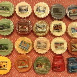Yankee Candle wax melts lot of 20 some retired Scents Fragrances
