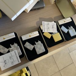 Electric lighters read description