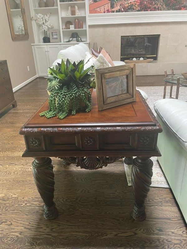 2 Matching Custom End Tables