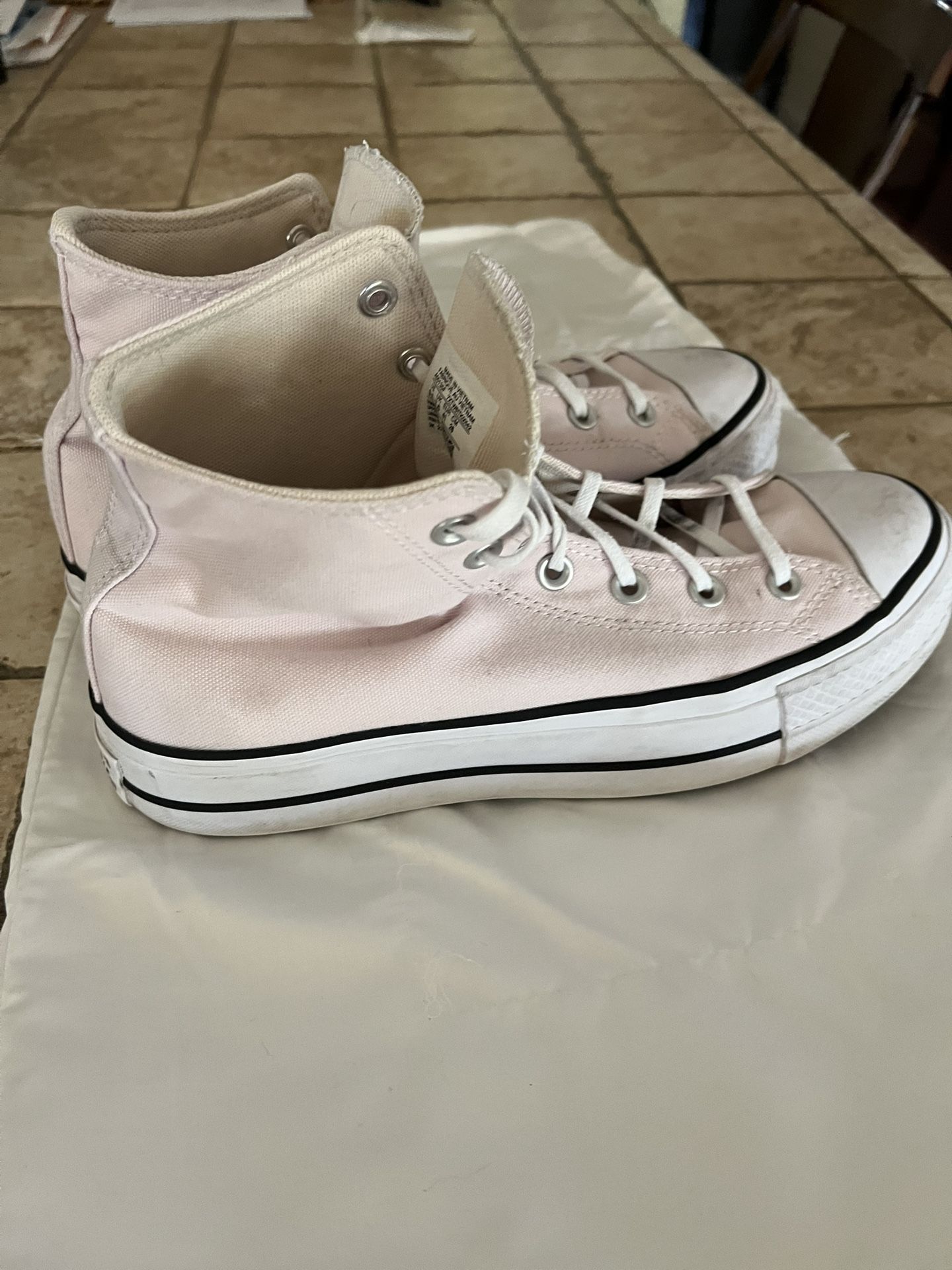 Women’s Pink Platform Converse