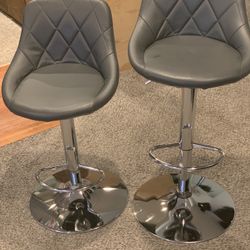10$ Bar Chairs 