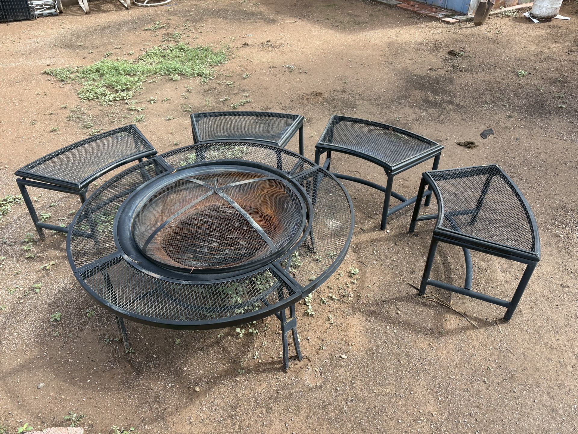 Outdoor Fire Pit Set