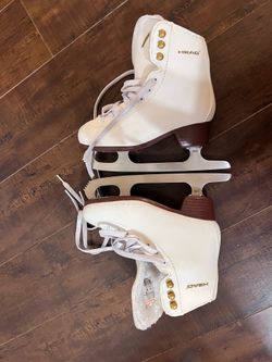 White ice skates, barely used
