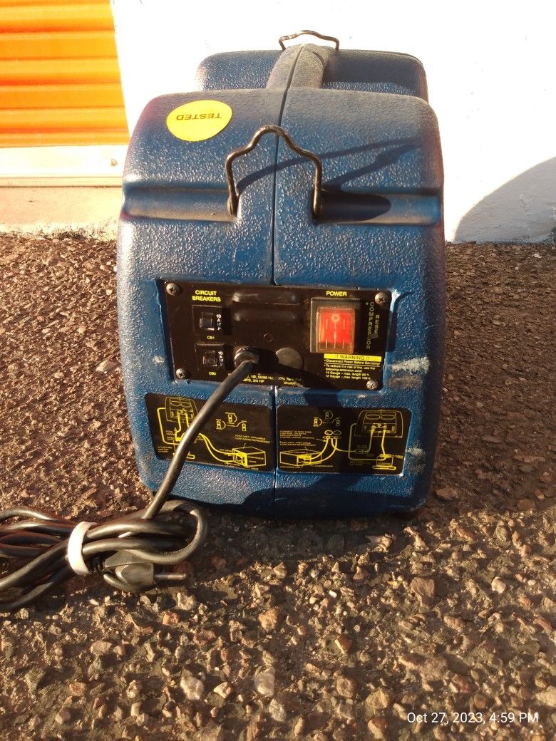 Bacharach Stinger 2000 A C Recovery Pump for Sale in Scottsdale, AZ