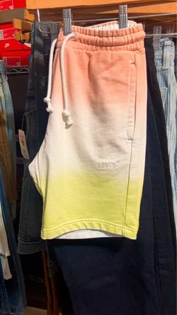 Levi’s Women Shorts Pastel