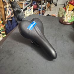 Mongoose Cionlli Bicycle Padded Seat - Black, Pre-owned In Mint Condition