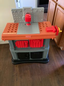 Sturdy Fisher Price Tool Bench… Read Description