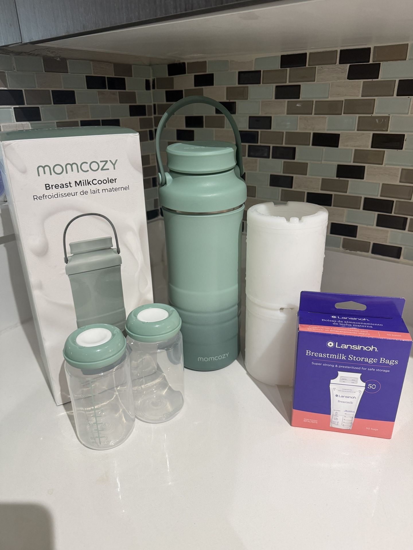 Momcozy breastmilk Cooler