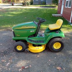 John Deere 155 Riding Lawn Mower