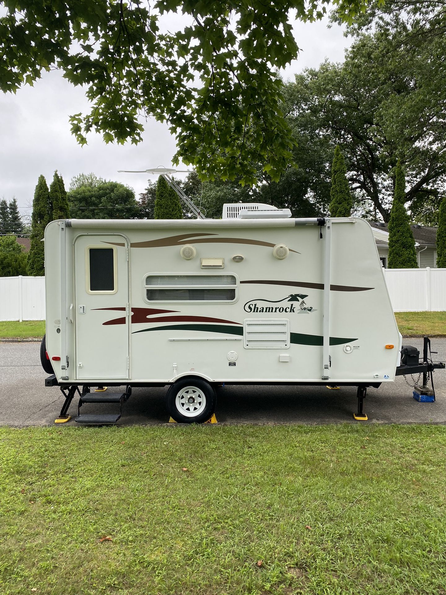 RV Camper Shamrock 2007