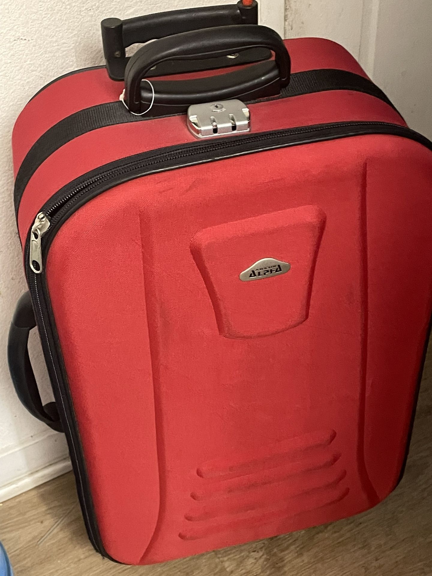 Luggage medium size