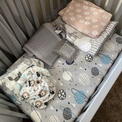 Baby Crib With Accessories- Cuna Con Accesorios