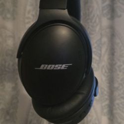 Bose Quiet comfort Headphones