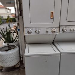 Kenmore Stackable Washer And Dryer Gas 24"