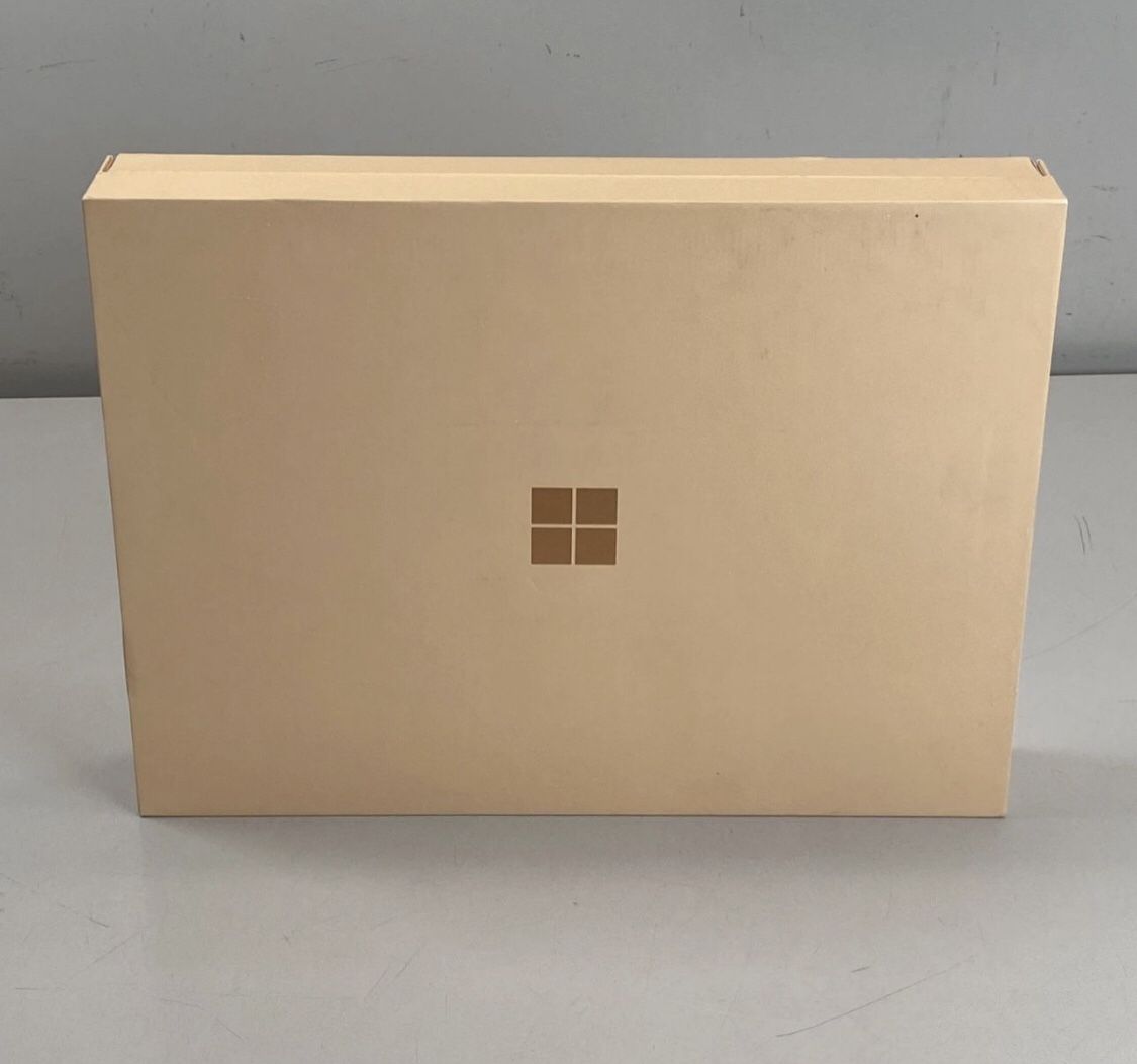 Microsoft surface pro 5G copilot + Pc 13” Oled snapdragon X elite 12 core 16gb 512gb 11th edition