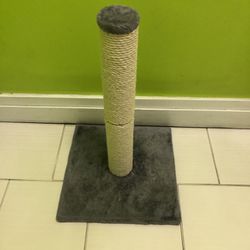 Heritage 65 cm tall cat scratching post