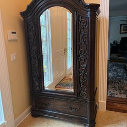 Beautiful Raymour and Flanagan Dark Cherry Armoire/Wardrobe Beveled Mirror door opens to wardrobe Bottom drawer Sides push open to shelf and hooks 81.