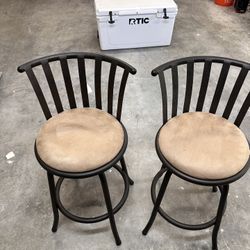 Swivel Stools 