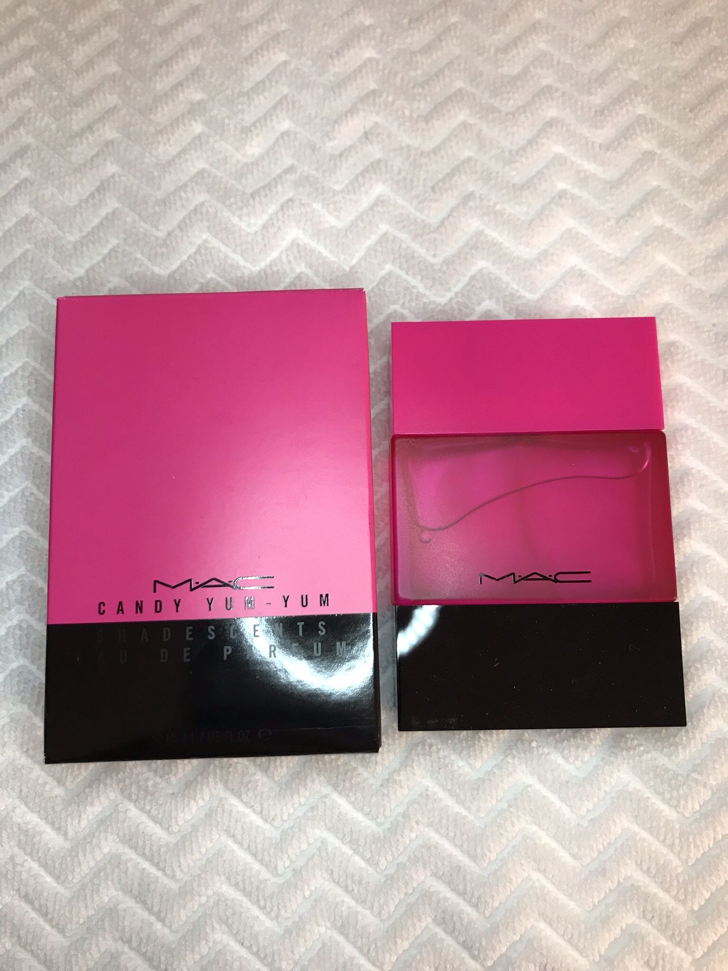 MAC CANDY YUM YUM SHADESCENTS PERFUME