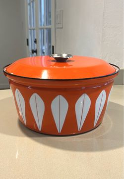 Mid century Catherine Holm enamel Dutch oven