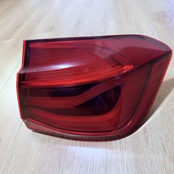 2013 BMW 328 Passenger Side RH Outer Tail Light – OEM