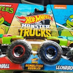 Hot Wheels Ninja Turtles Monster Truck Set