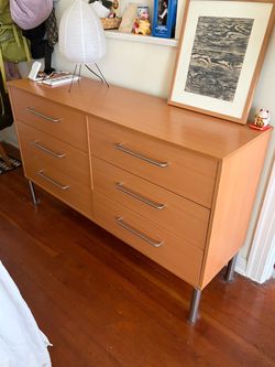 Modern 6-Drawer Dresser with Metal Legs and Floral Pattern Lining