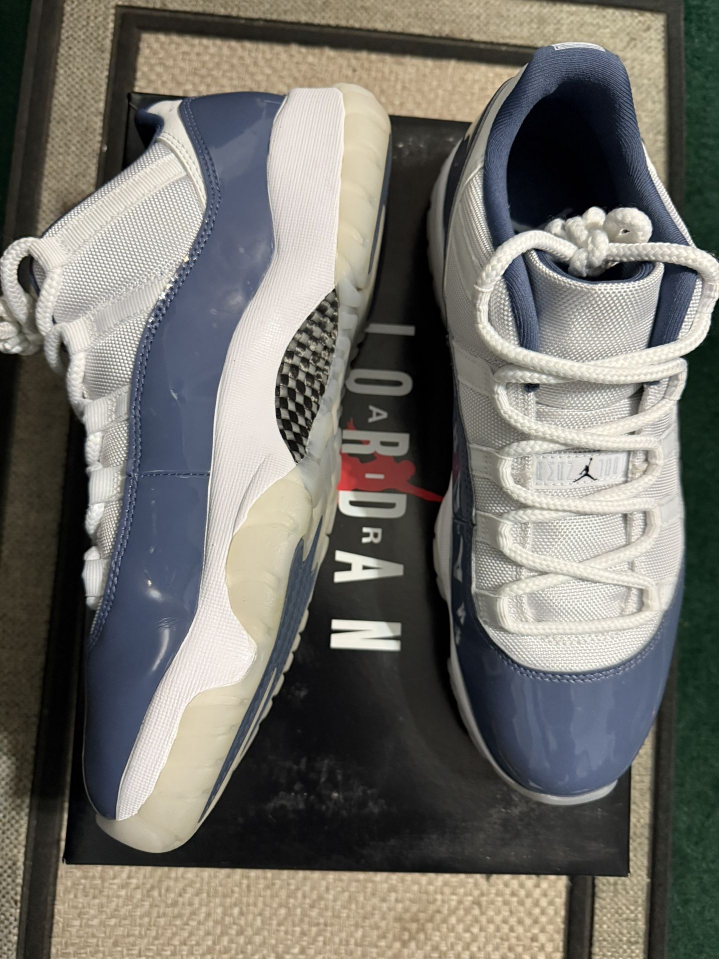 Retro Jordan 11s Diffused Blue