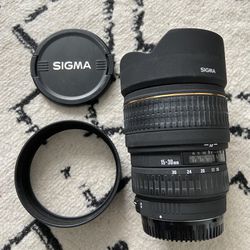 Sigma Ultra Wide 15-30mm F3.5-4.5 DG Lens for Canon