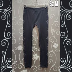 WOMENS EMBELLISHED GRAY LEGGING TIGHTS SIZE M (UNUSED)