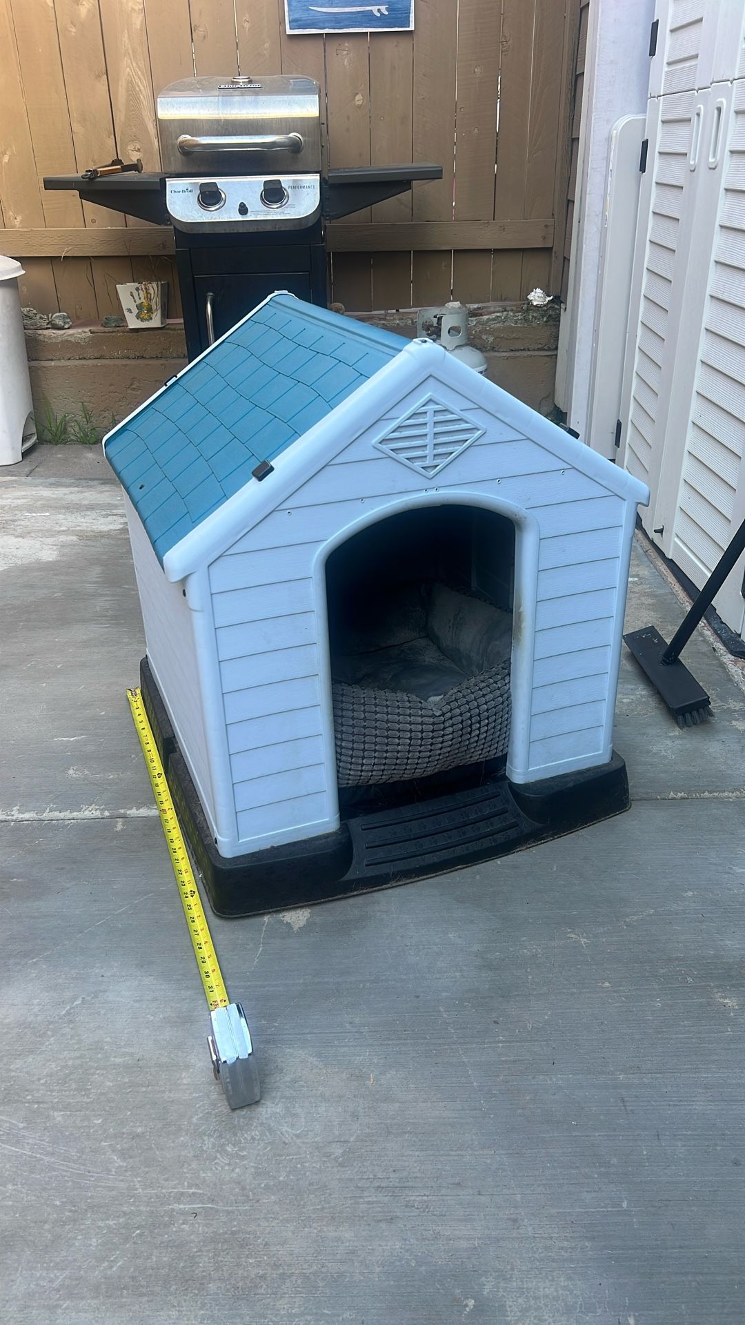 Dog House