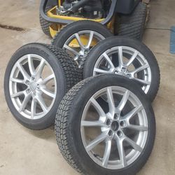 Audi Q3 Q5 Q7 wheels And Snow Tires 