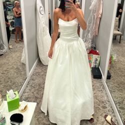 Miss Circle Bridal Gown