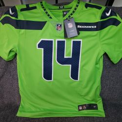 Seahawks Jersey Sz M & L