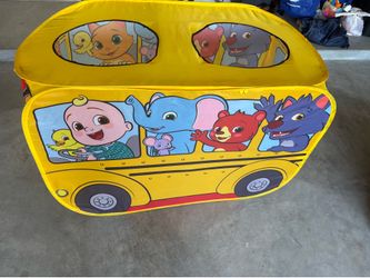 Cocomelon bus