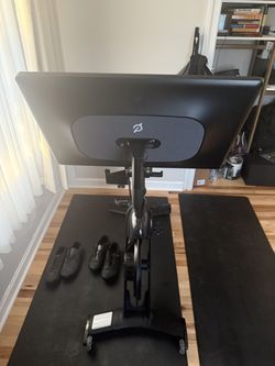 2023 Peloton Bike Plus Excellent Condition Low Usage 0-50 Rides - Port St. Lucie, FL