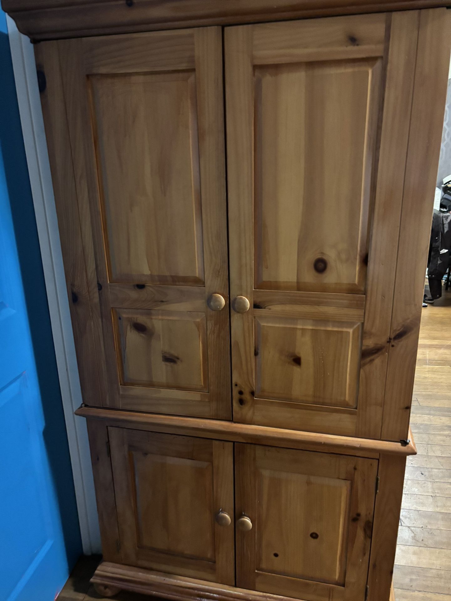 Dresser