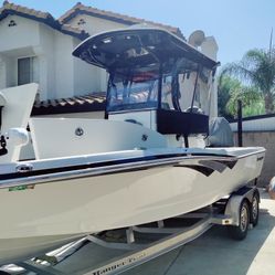 We Do Custom Curtains And  Boats Cover's 