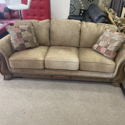 Brand  New  Sofa In Stock  Fast Delivery Or Pick Up 