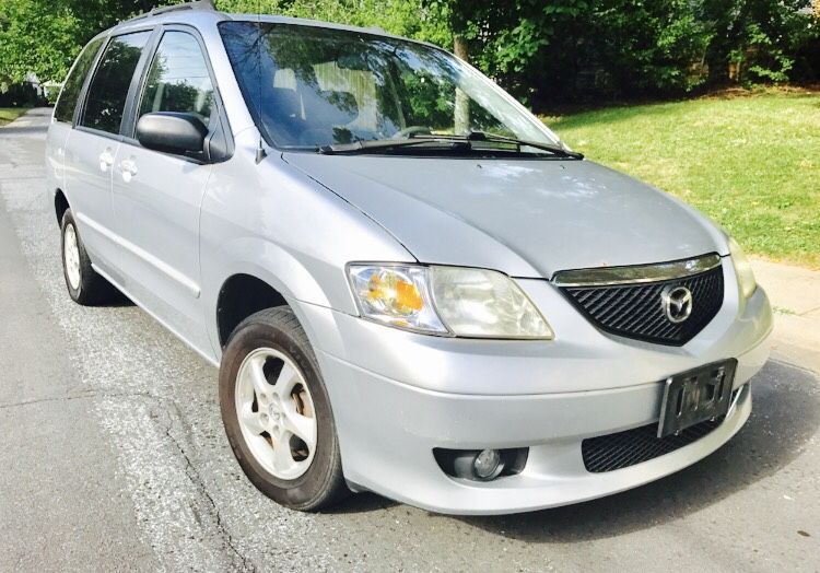 2002 Mazda MPV