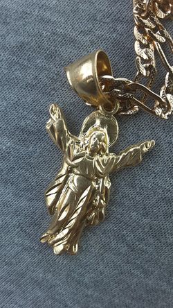 22" Gold Chain with jesus piece and Ring