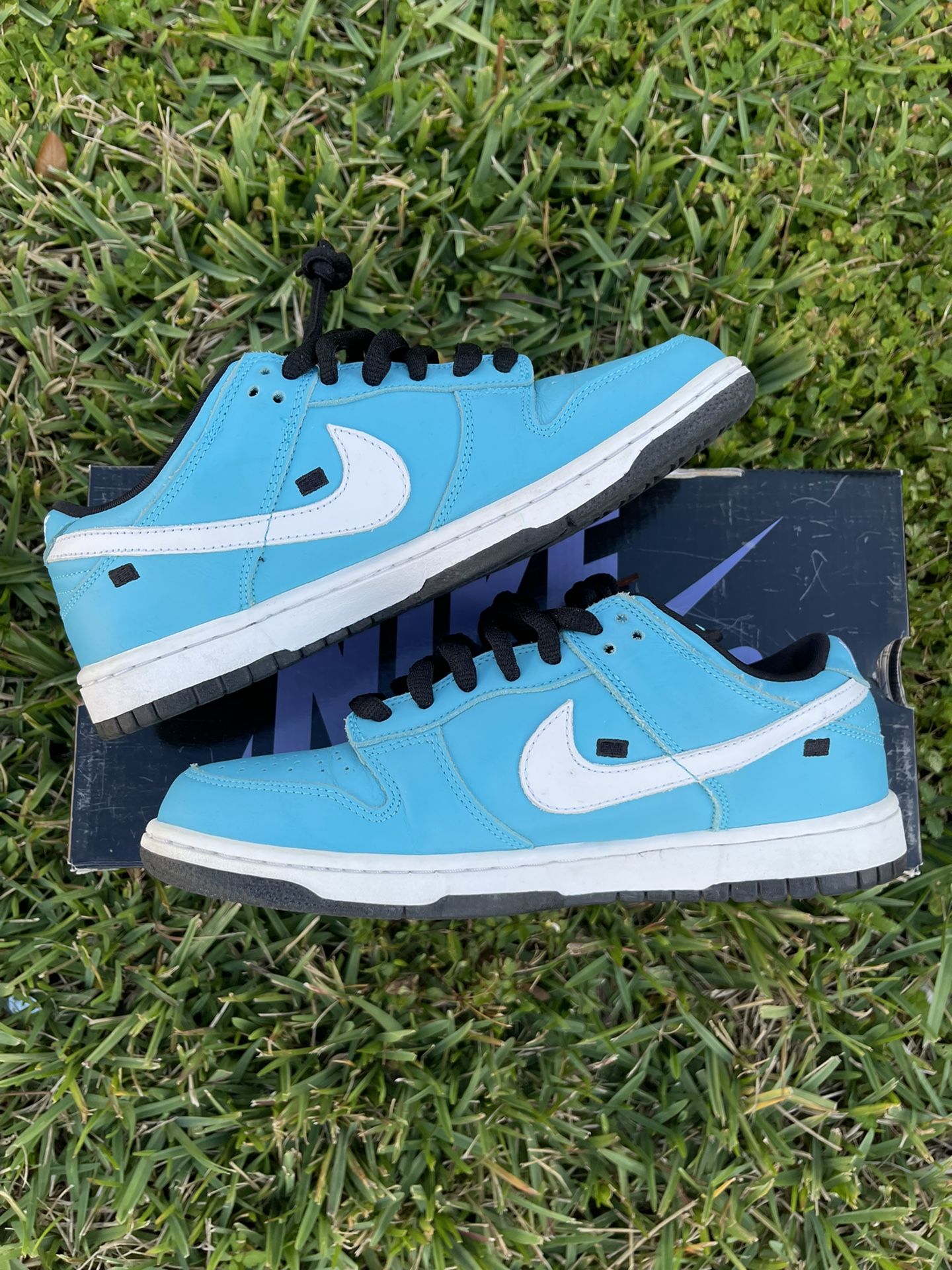 Nike SB Dunk Low Premium Blue Taxi Tokyo Size 8.5 for Sale in 