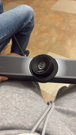 logitech meetup camera