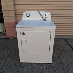 Amana Electric 240 Volt Dryer NOT GAS Excellent Working Condition